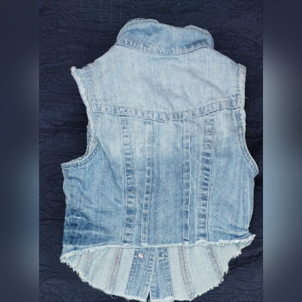 Jean Vest - Picture 3 of 3